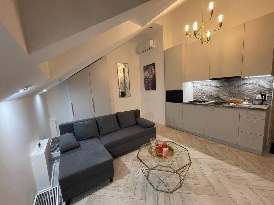 E.M. Studio In City Center 考纳斯 外观 照片